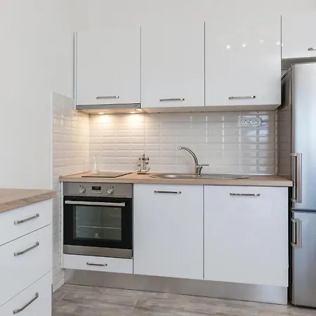 Apartman 2 Bedroom Amazing In *